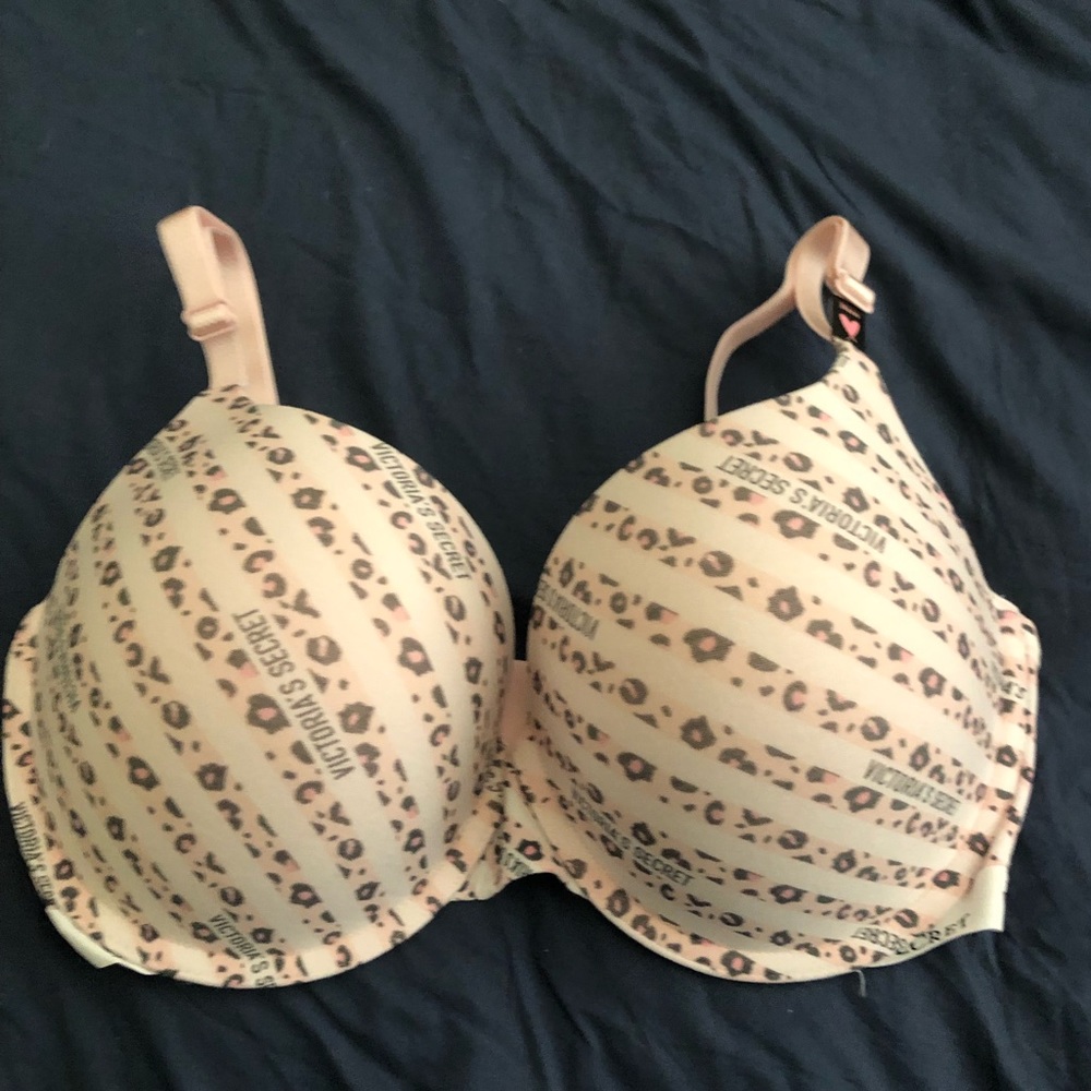 Victoria’s Secret Push up bra